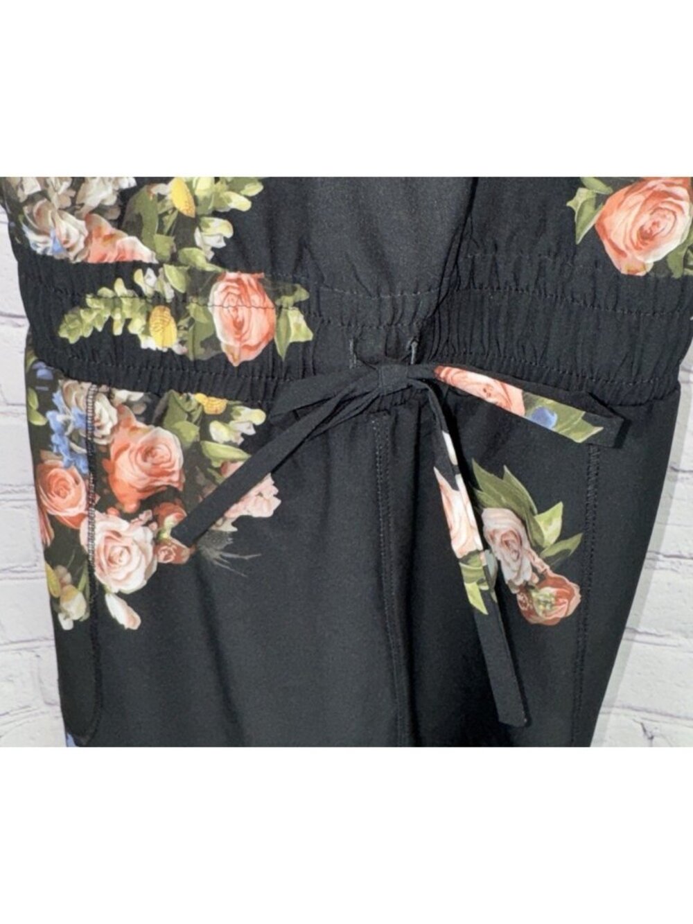ALBION FIT Rose Black Classic Overall Jumpsuit Size Large Romantic Floral - Picture 5 of 11